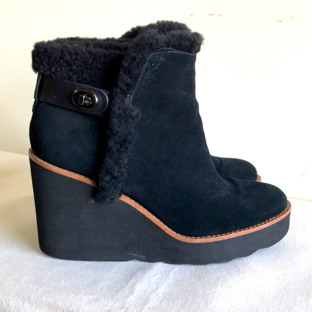 Coach size 8B Wedge Bootie Kingston black suede fun fur wedge heel bootie turn k